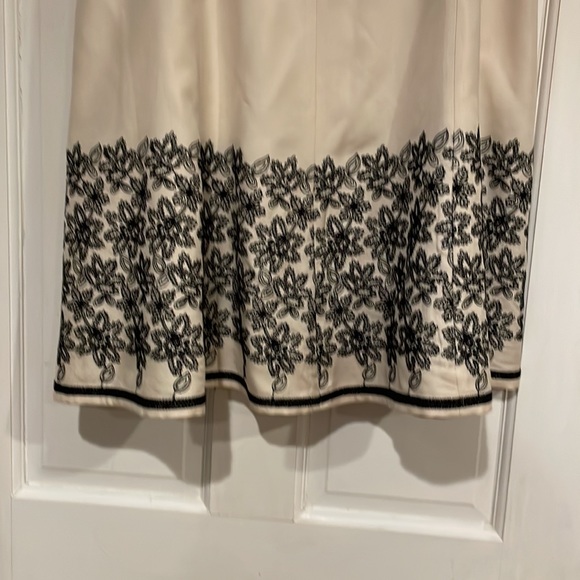 Beautiful Silk Skirt - Picture 3 of 10